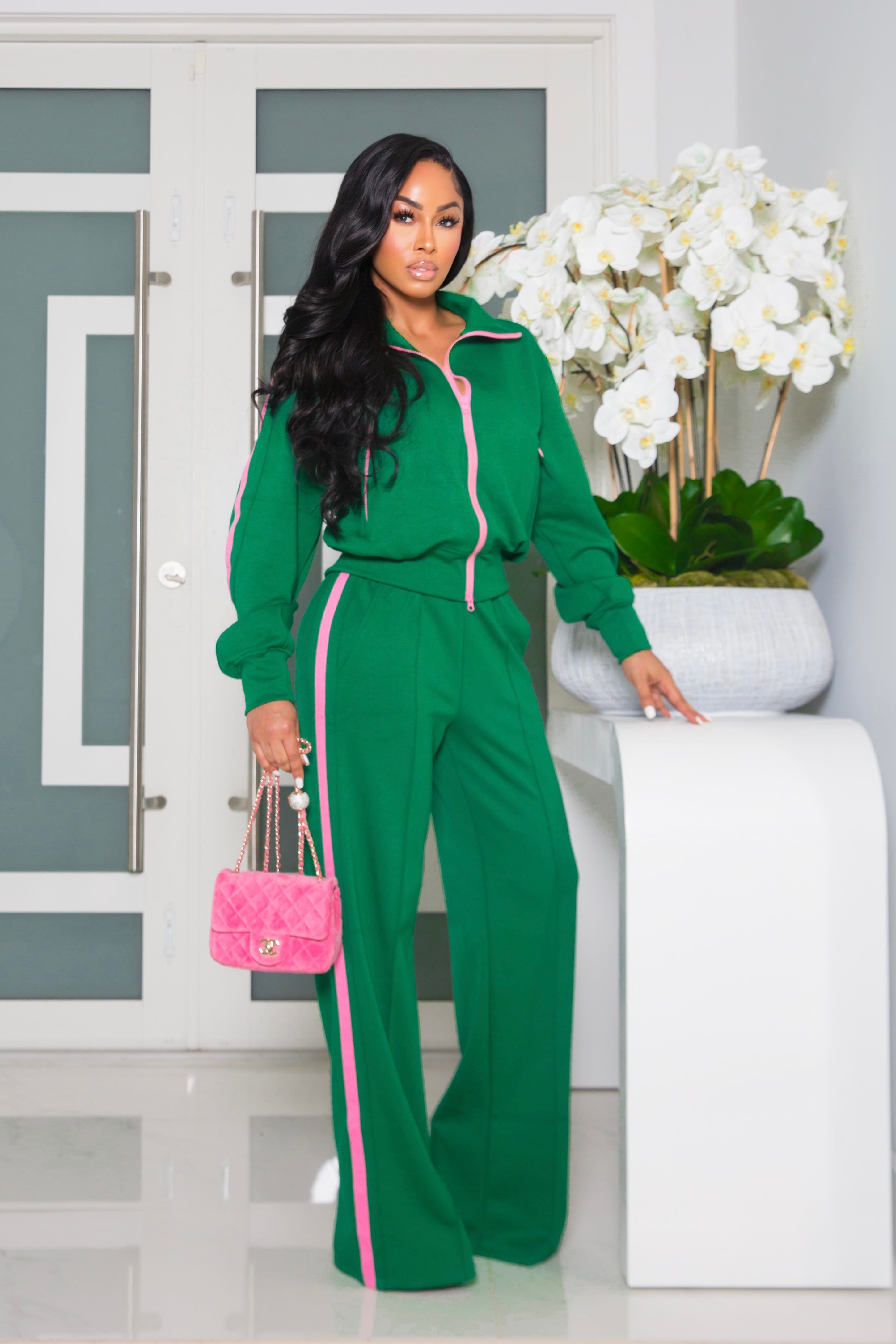 “Sorority” Jogger Set (S-XL) 💗💚